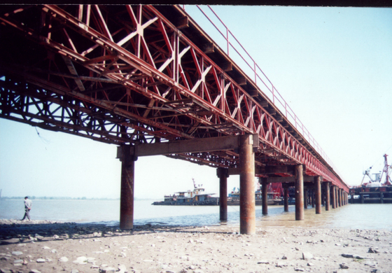 Structure métallique de la largeur 4.2m Bailey Bridge Tracked Load 60t pour des militaires